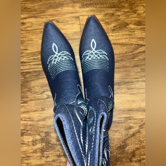 SHEIN Blue and Brown Heeled Boots - Picture 6 of 10